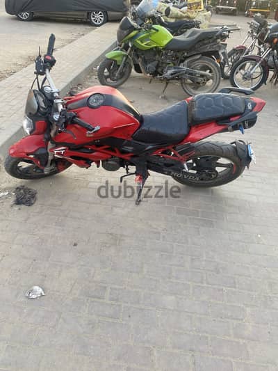 بنلي tnt150