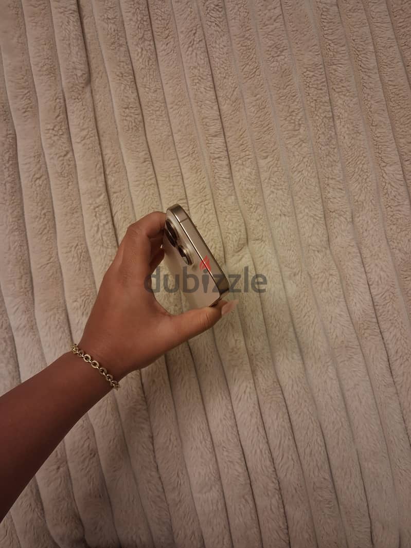 Iphone 16 Pro - 256 GB 2