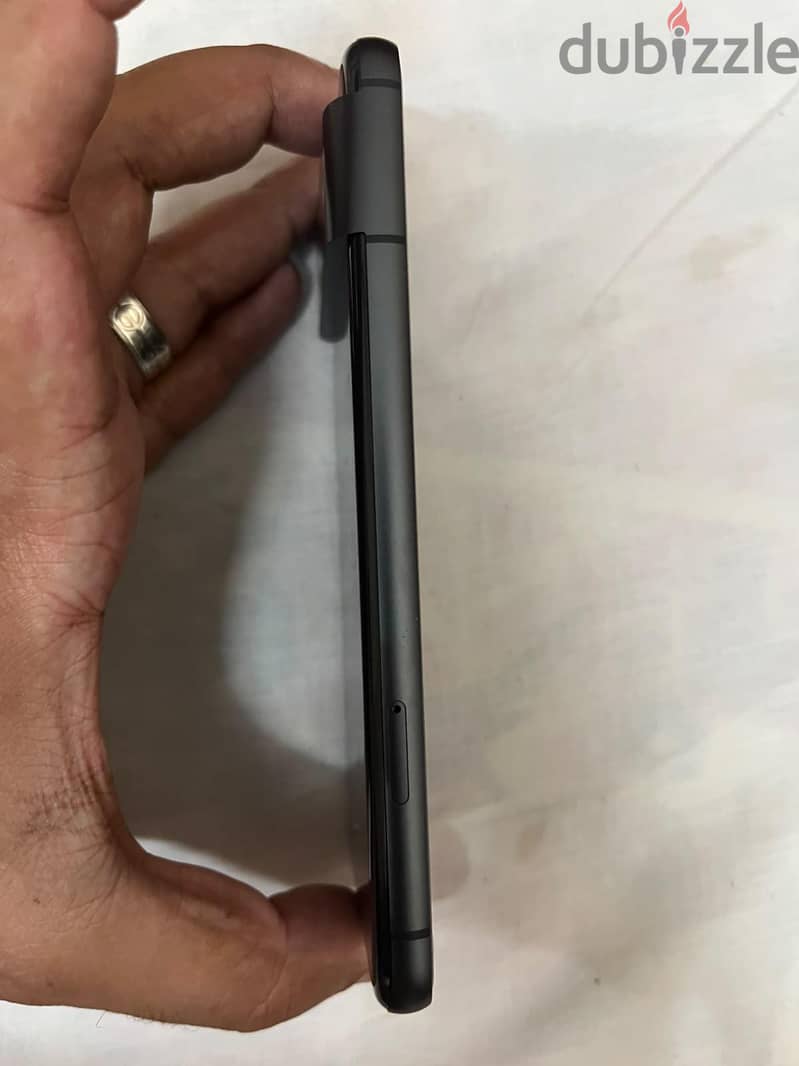 جوجل بكسل8 pixel 4