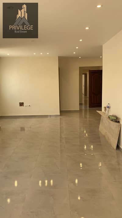 Apartment for rent in the empty residential area in Maadi in the Al-Amal building division