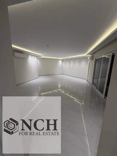 **Luxury Apartment for Rent in Hyde Park** A distinguished rental opportunity in **Hyde Park**, this elegant **207 sqm apartment** features an * **Luxury Apartment for Rent in Hyde Park** A distinguished rental opportunity in **Hyde Park**, this elegant **207 sqm apartment** features an *