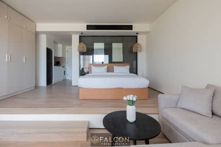 with 30% discount penthouse 180m+ 100m roof terrace (ready TO move) for sale in Jayd Compound. Located opposite Gates 23 and 24 of Al Rehab City