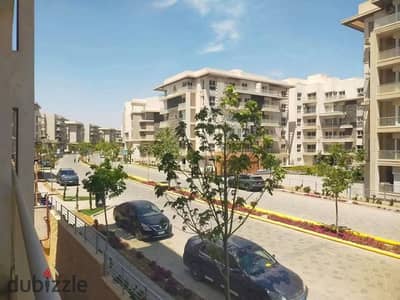 For a quick sale: Immediate handover at the lowest price in Mountain View iCity New Cairo—located in the heart of the area next to Palm Hills. A 170-s
