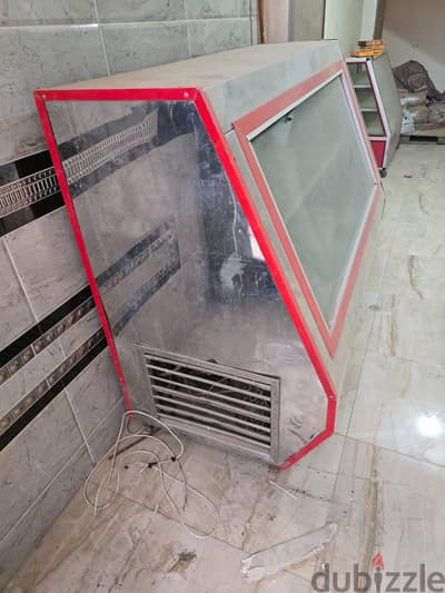 تلاجة عرض