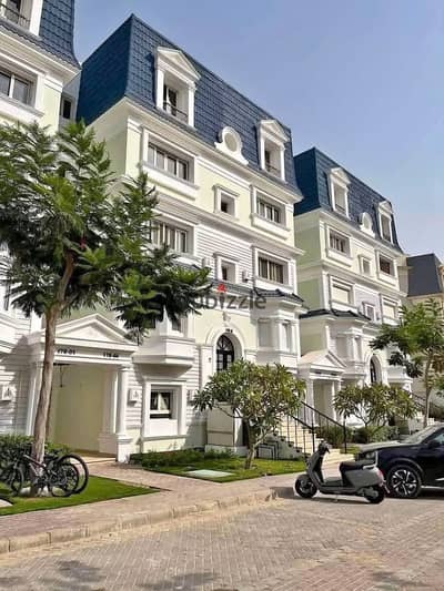 نتهاوس ريسيل في Mountain View Hyde Park | روف خاص | استلام فوري
