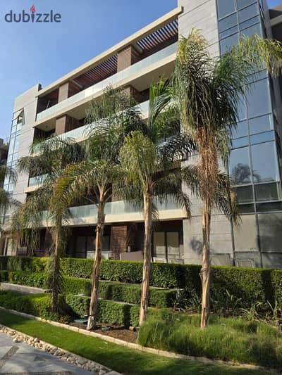 Great price: 128 sqm apartment for immediate delivery at La Vista El Patio Oro—located in the heart of New Cairo's Fifth Settlement (Tagamoa), next to
