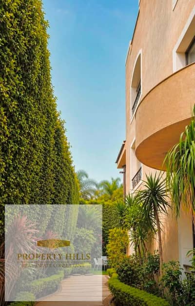 At the lowest price in the market, Villa for sale in the Fifth Settlement next to Mivida, Palm Hills, and the American University.