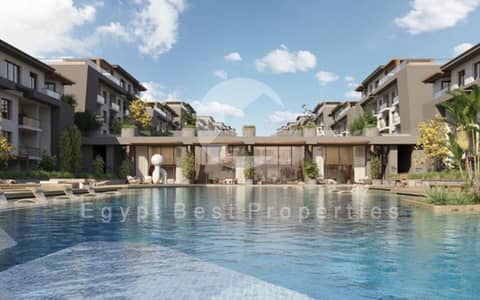 Town house Villa For sale in silver sands 10 years