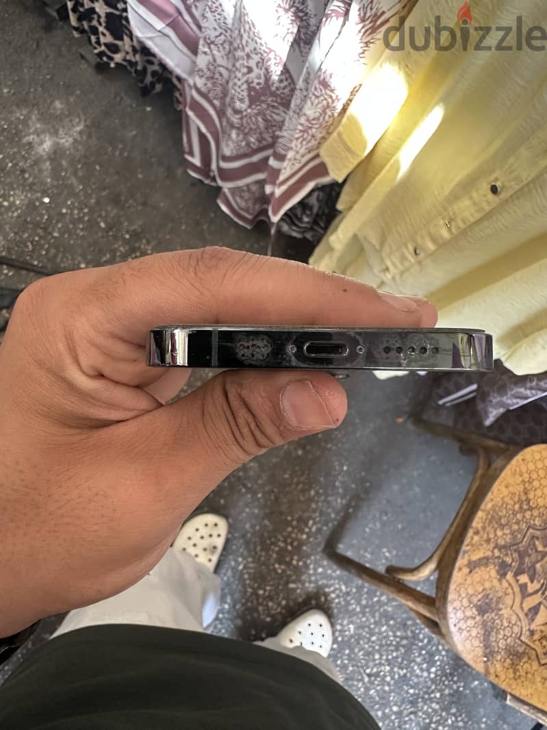 آبل - آيفون 13 برو 4