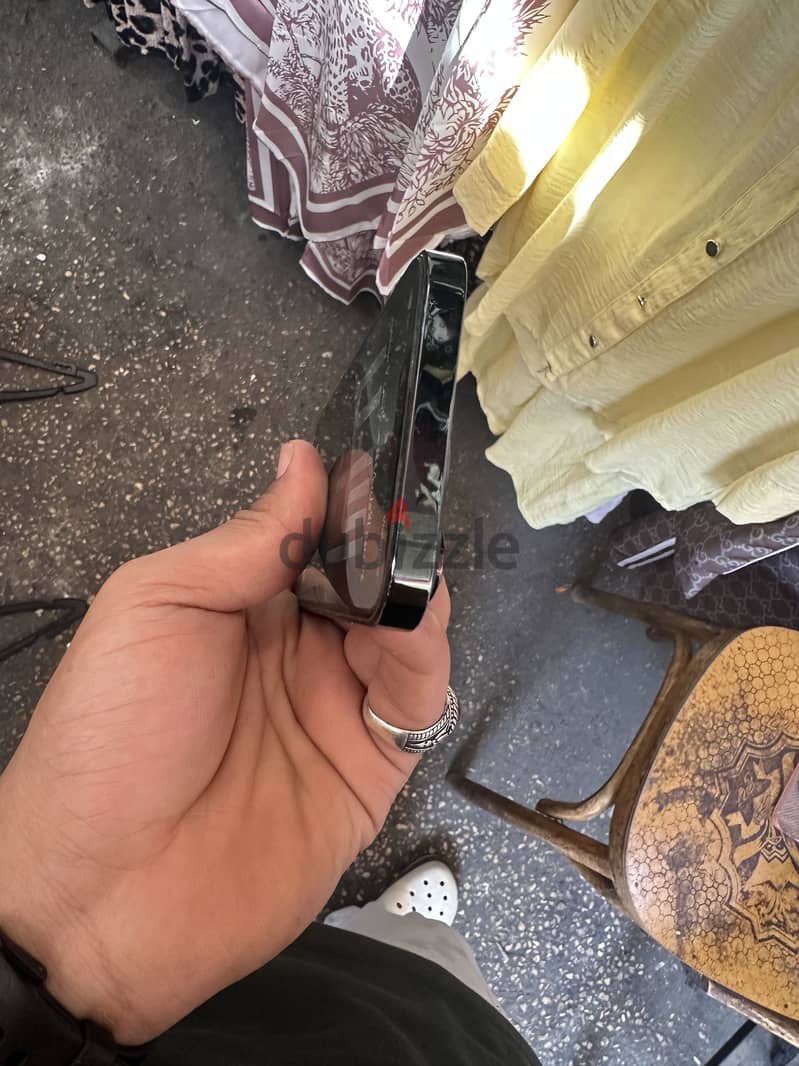 آبل - آيفون 13 برو 5