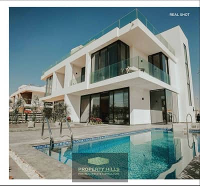 A palace ready for inspection with a private swimming pool and at a price not found in the market in Neom of the Future