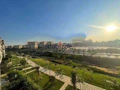 ناصية شقة للبيع في مدينتي 142م فيو مفتوح بتوتال عقد قديم وباوفر مناسب جدا لسرعه البيع madinaty