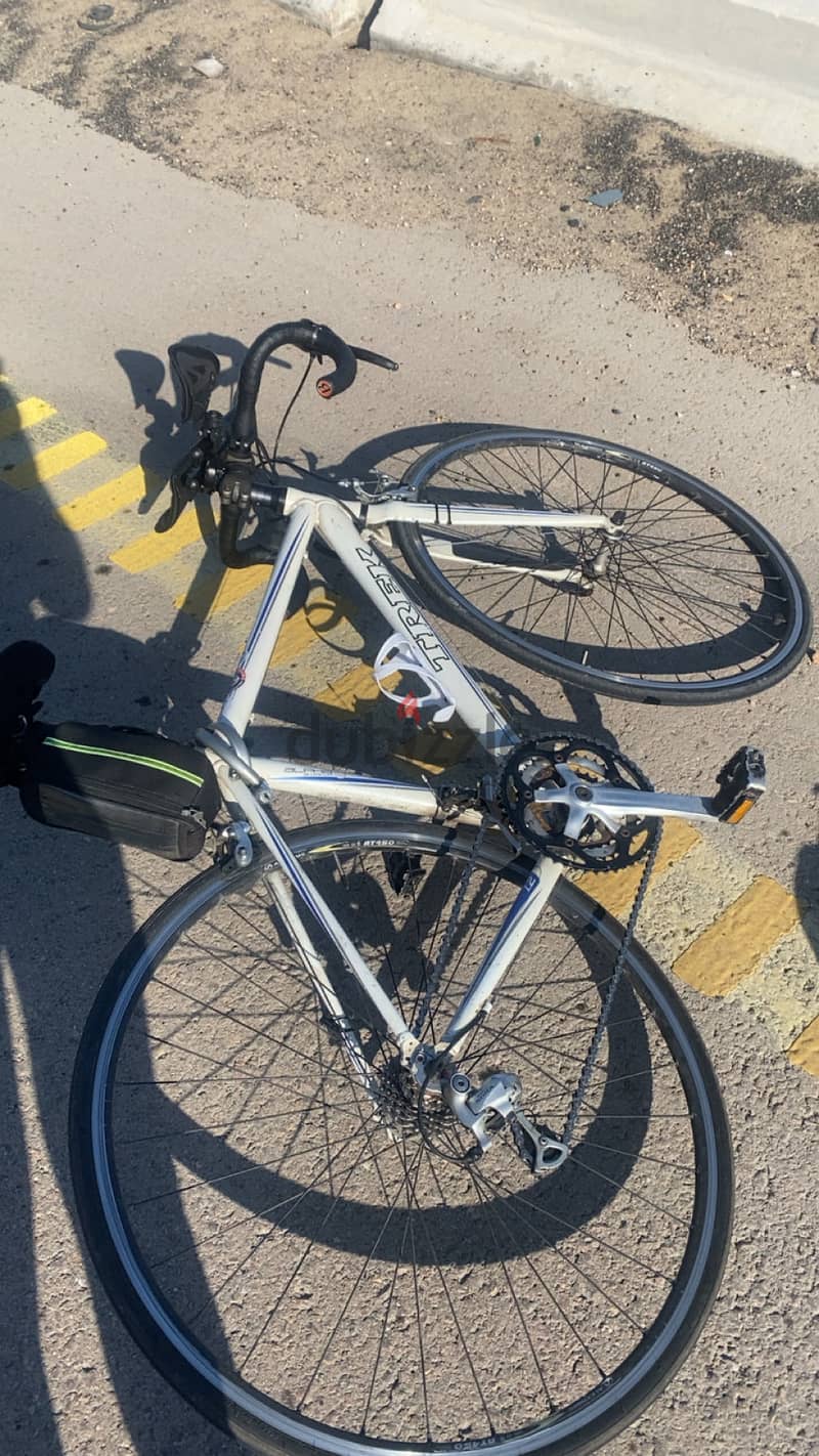 Trek road bicycle 1