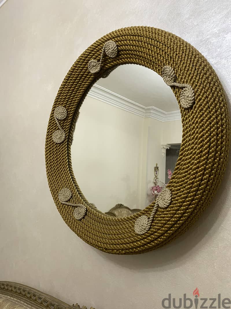 Hand made mirror comes in different colors 1