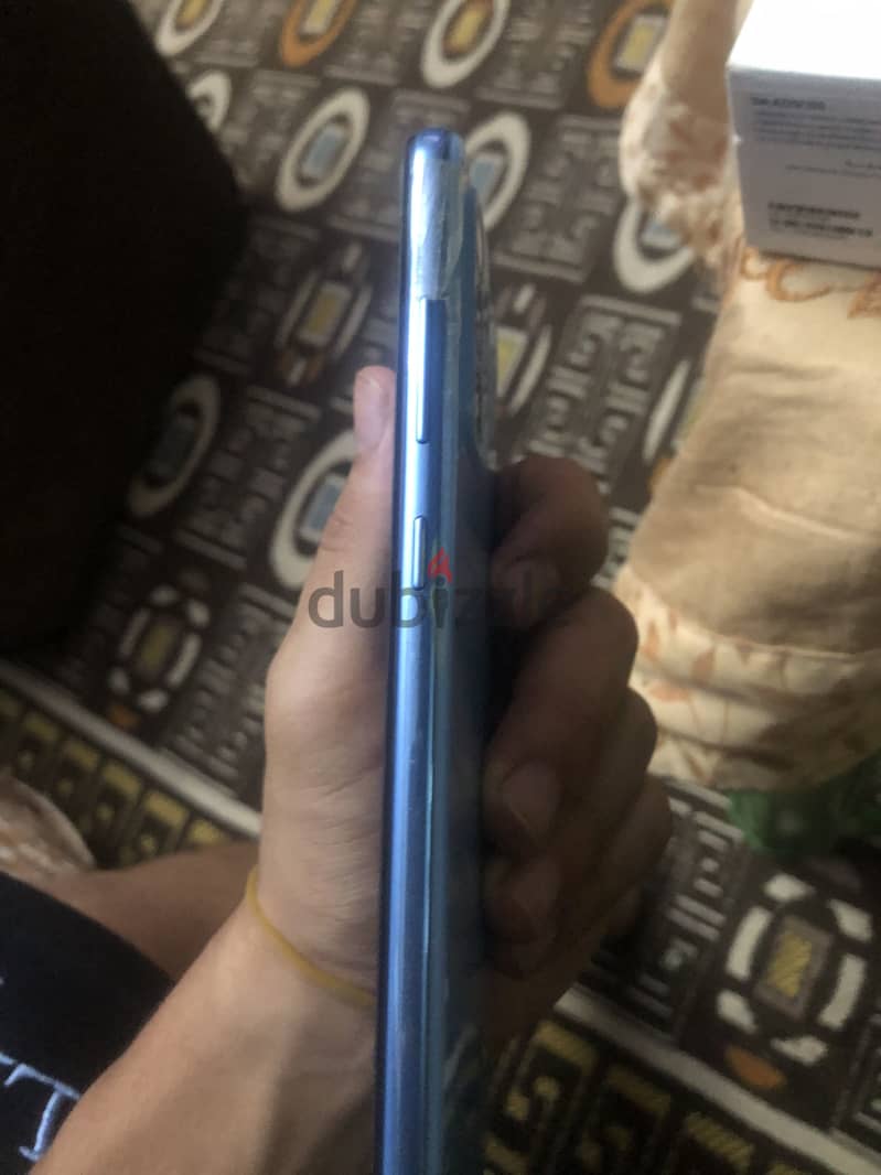 Samsung A72 4