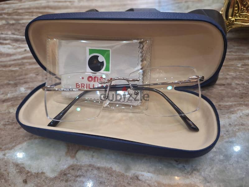 نظارة بدون إطار 4