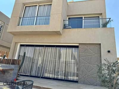 فاميلي هاوس ريسيل في Palm Hills New Cairo | روف خاص | جاهز للتسليم