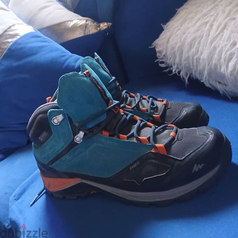 هاف بوت Quechua 3