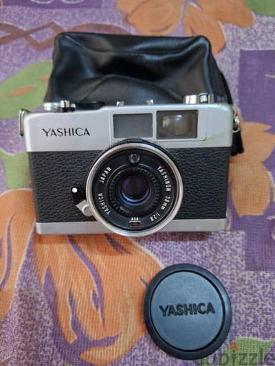 Yashica 35-ME Vintage 35mm Film Camera + Original Case | Japan