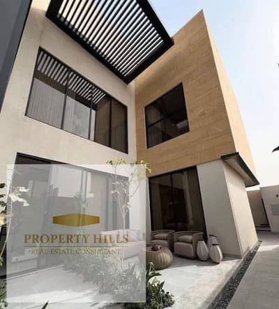 A distinctive villa for sale in the heart of New Cairo's Fifth Settlement at the old price.