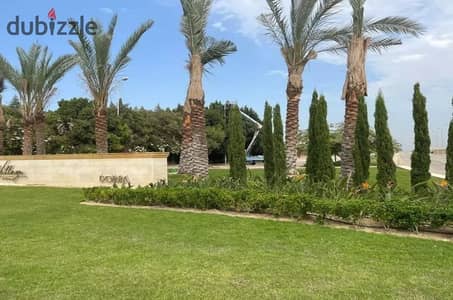 190m² unit + roof terrace, super-lux finish, including A/C units, at Village West Compound, Sheikh Zayed (installment plan available).