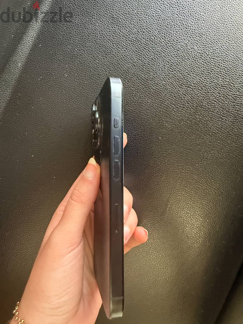 Iphone 15 pro 3