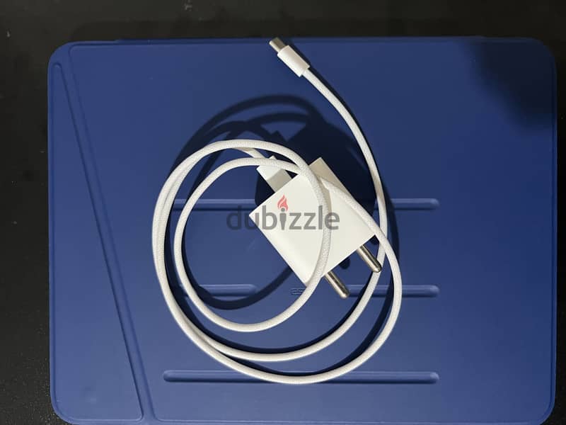 iPad A16 + Apple Pencil + Cover & Screen Protector 3