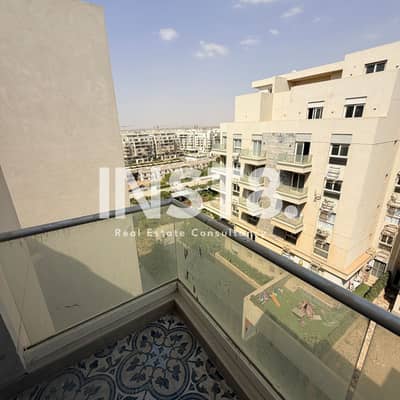 للايجار| شقة متشطبة بالكامل 3غرف وباطلالة مفتوحة علي لاندسكيب