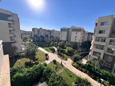 A very special opportunity in my city B10 a 140m apartment with a distinctive garden view and a northern direction, and the rest is to complete comfortable installments.