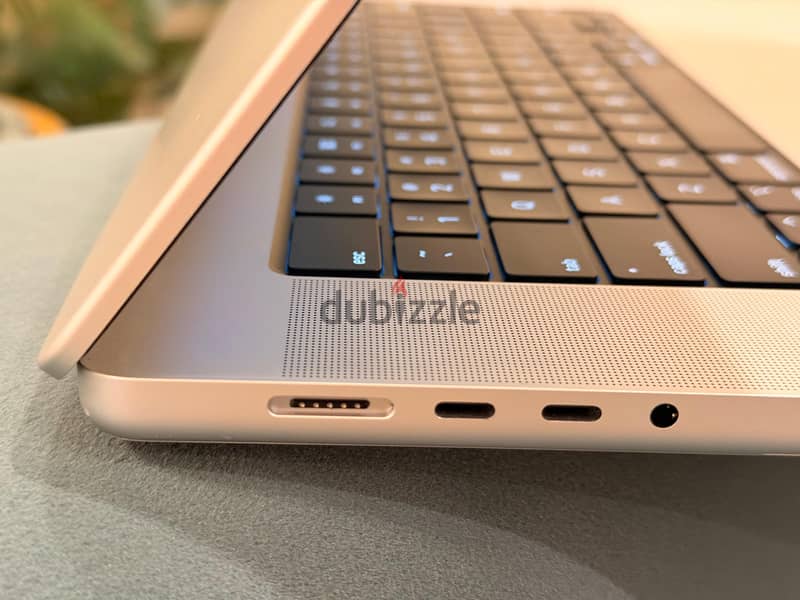 MACBOOK  M1 Pro 16”inch 3