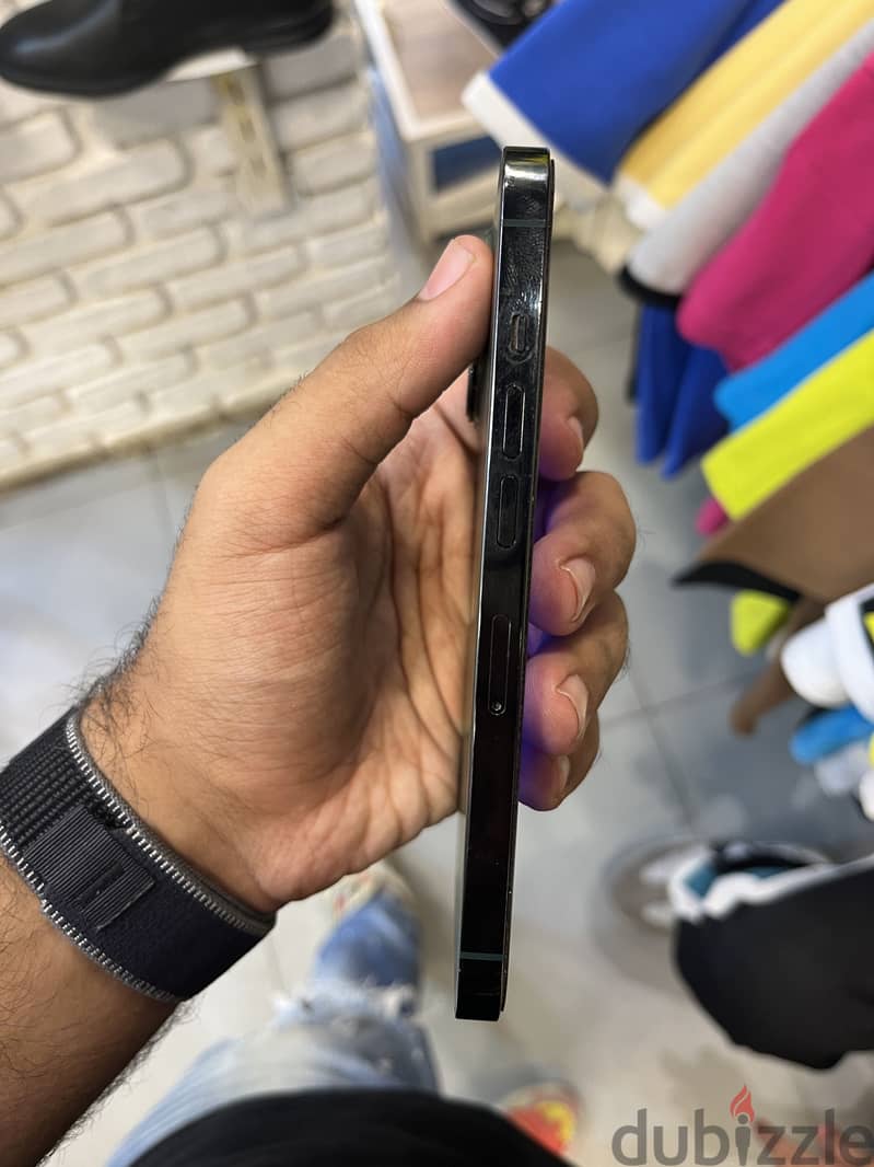 Apple - iPhone 13 Pro 1