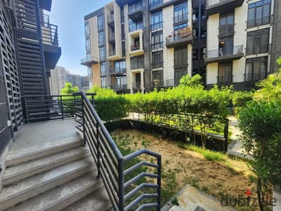 للإيجار قانوني مدينتي بمساحة B8 | 84  | أرضي بجاردن 35م | Ultra Modern | أول سكن