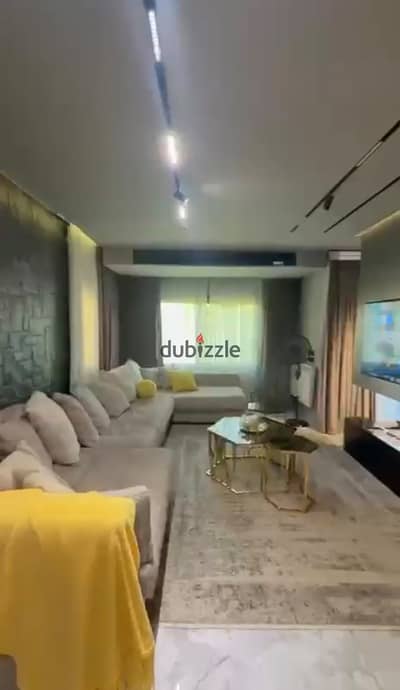 Twin House فاخر مفروش بالكامل للإيجار في ميفيدا