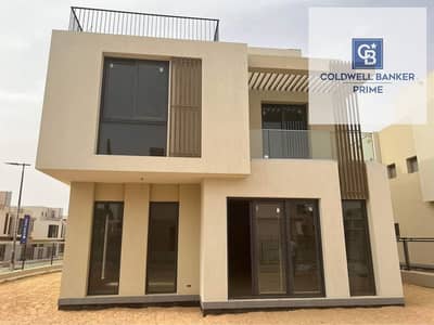 فيلا 3غرف كورنر بفيو مميز وباميز لوكيشن بالمشروع ريسيل من المالك بسعر لقطه للبيع بكمبوند سوديك ايست بالتجمع الخامس