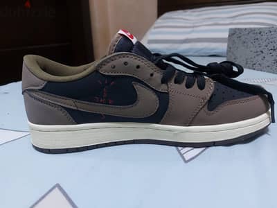 Air Jordan 1 Low OG SP x Travis Scott "Mocha