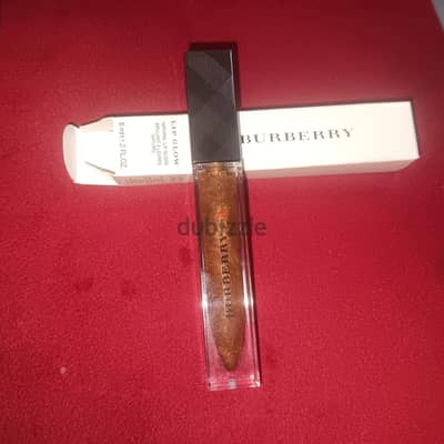 lip glow vintage gold