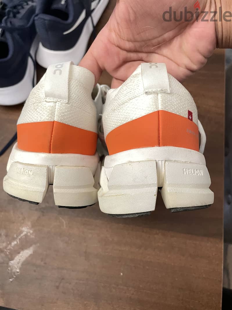 Running shoes like new 2