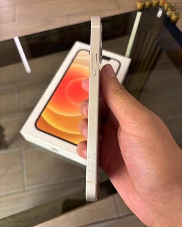 Apple - iPhone 12 4