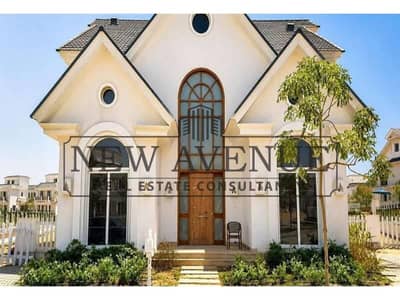 Villa Lagoon View with 20% Downpayment and installment up to 7 years Fully Finished Ready to move in Mountain View 1.1 New Cairo