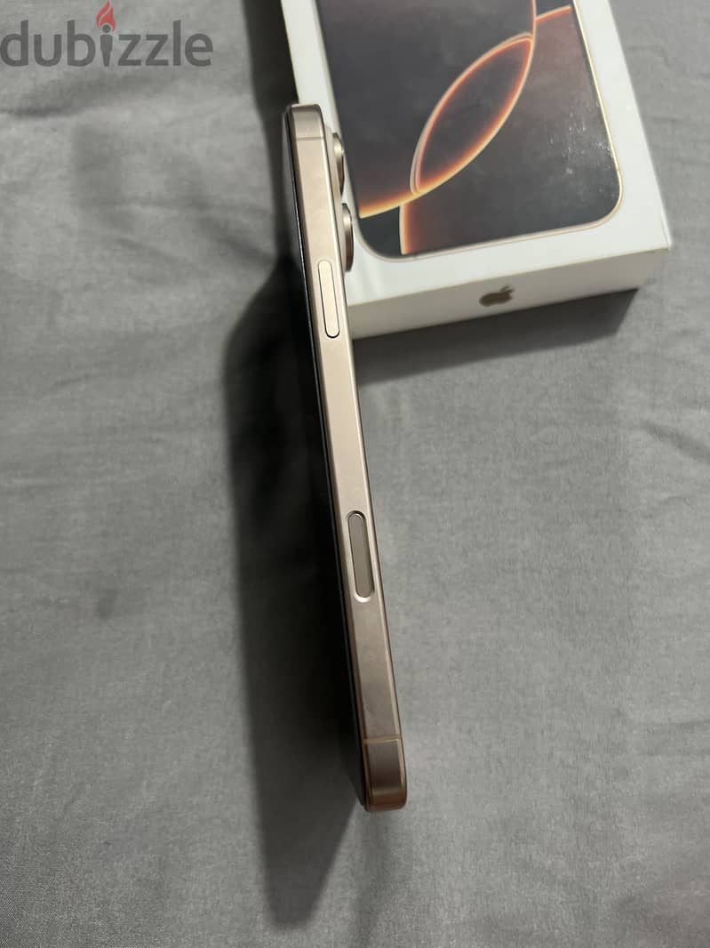 Apple - iPhone 16 Pro Max 1