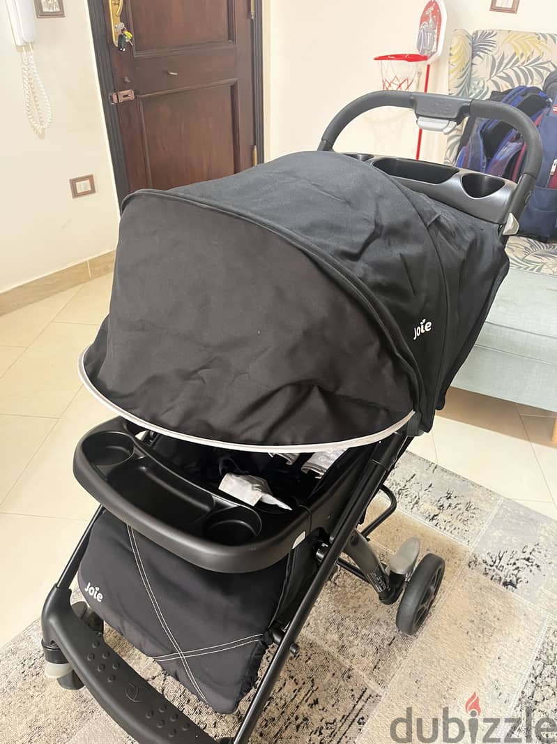 Joie Stroller with Car Seat 1