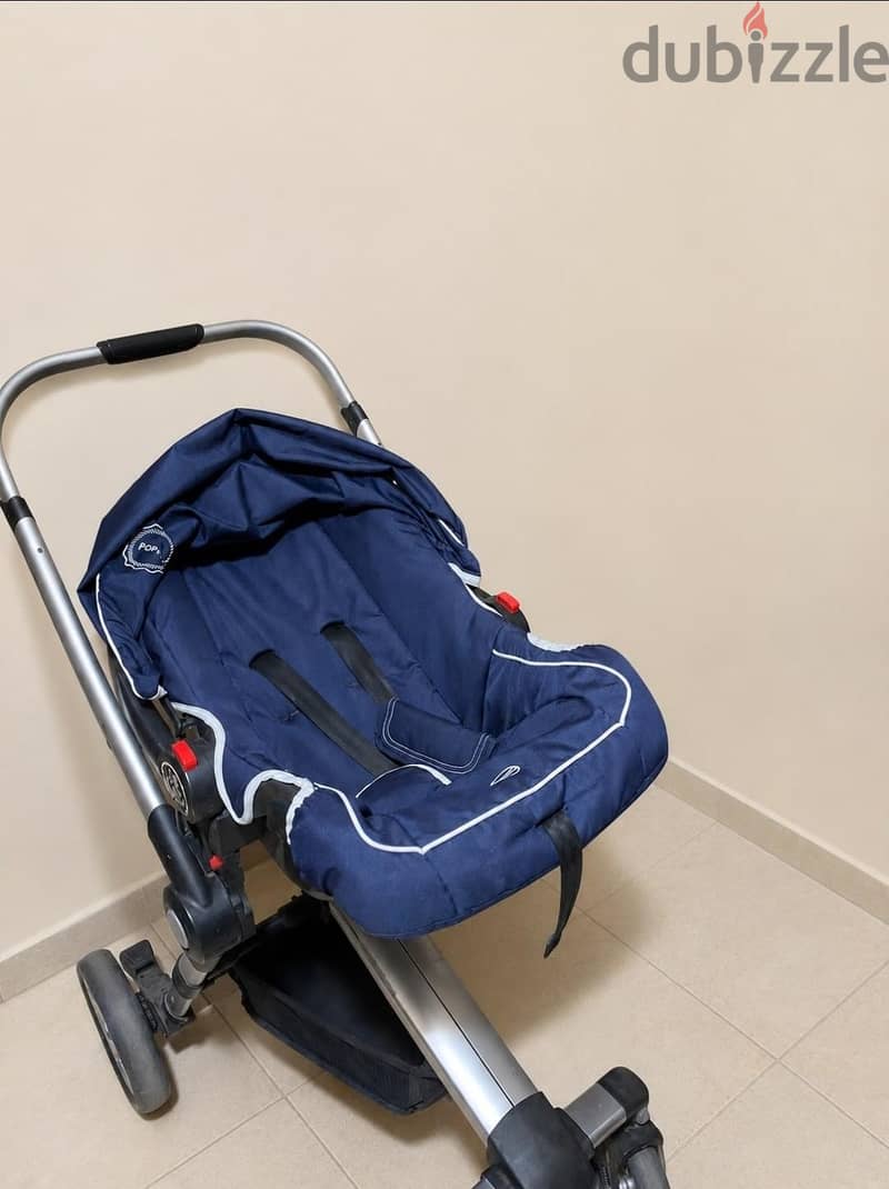 stroller Made in Itally & wooden bed 1