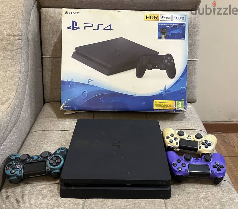 Ps4 500 GB + 1 controllers 1