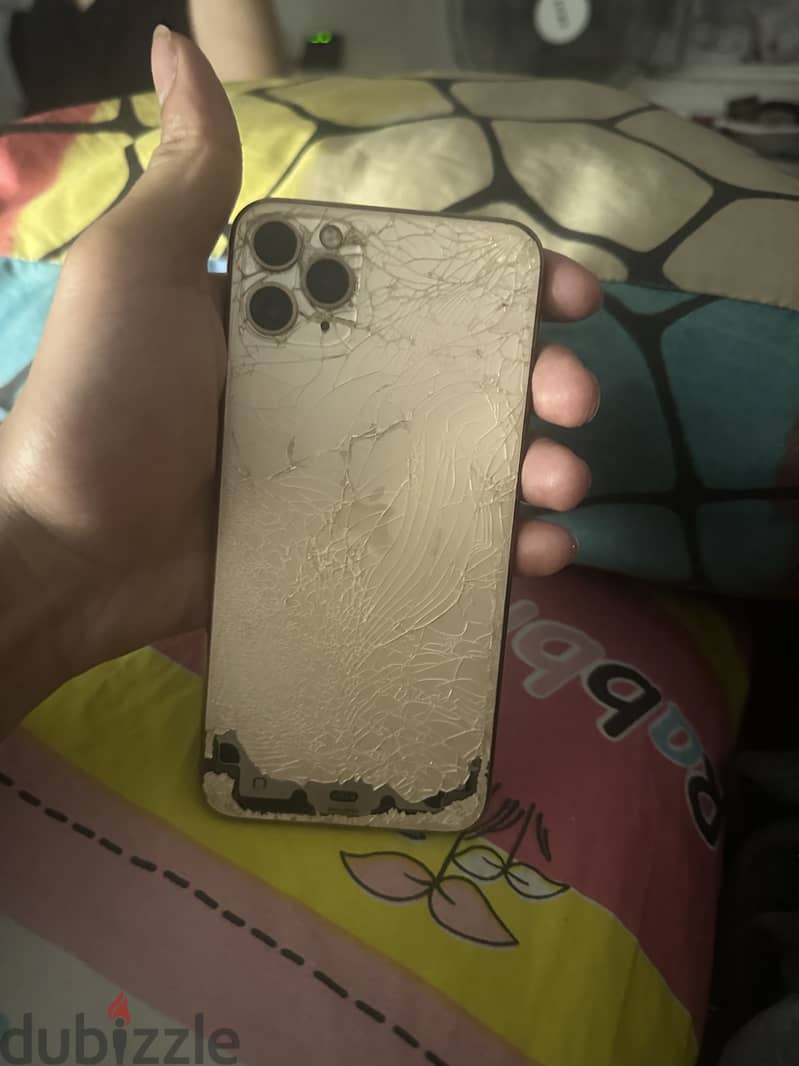 Apple - iPhone 11 Pro Max 1