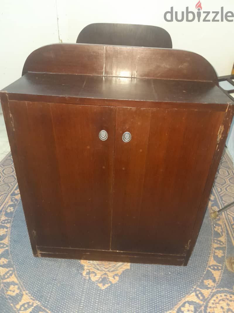 سرير اطفال 1