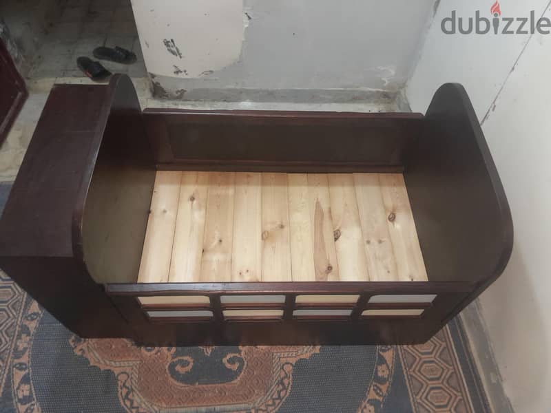 سرير اطفال 5