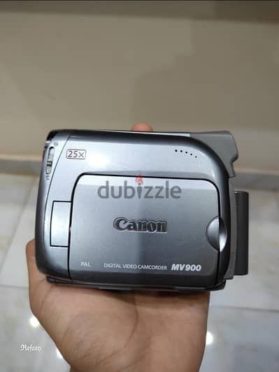 Canon MV900