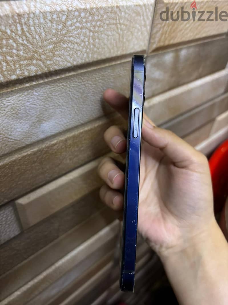 Apple - iPhone 12 2