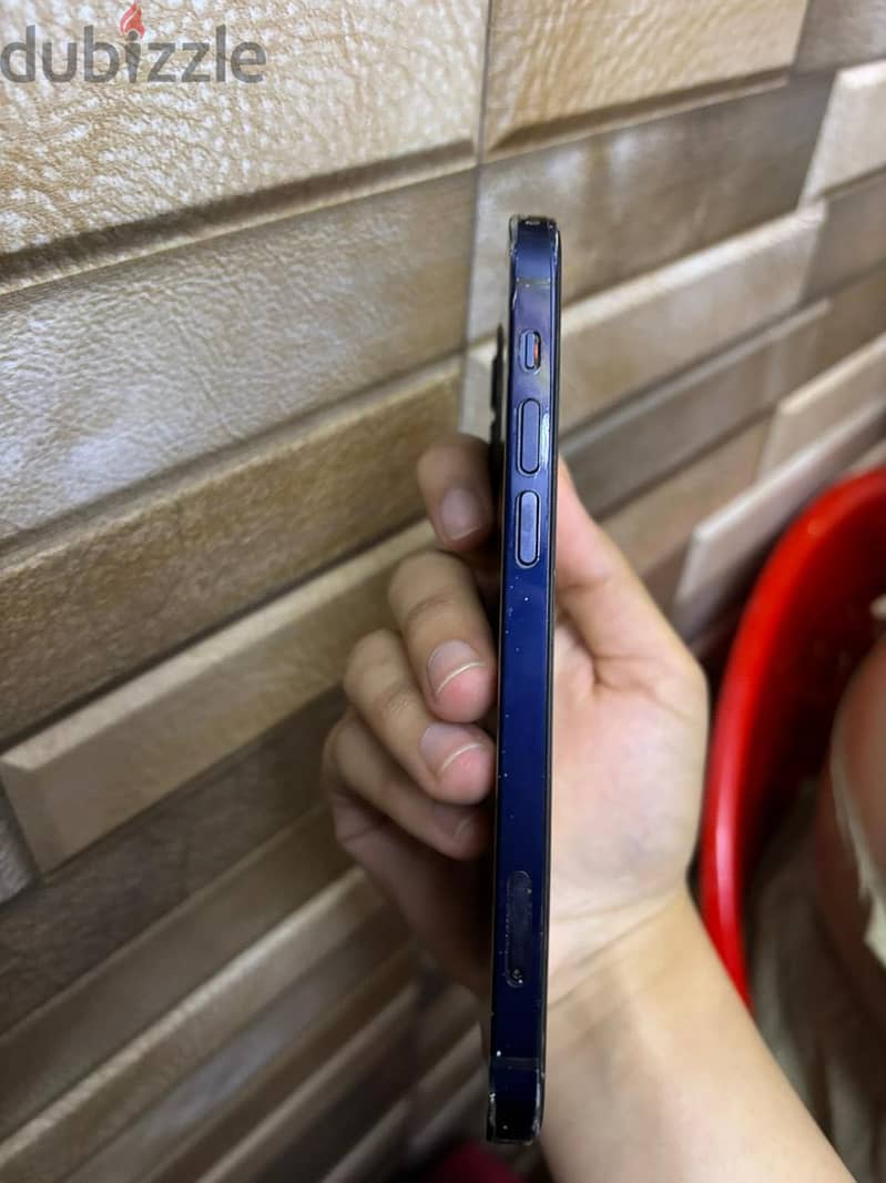 Apple - iPhone 12 4