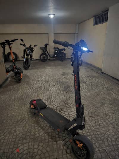 لسكوتر KuKirin G4